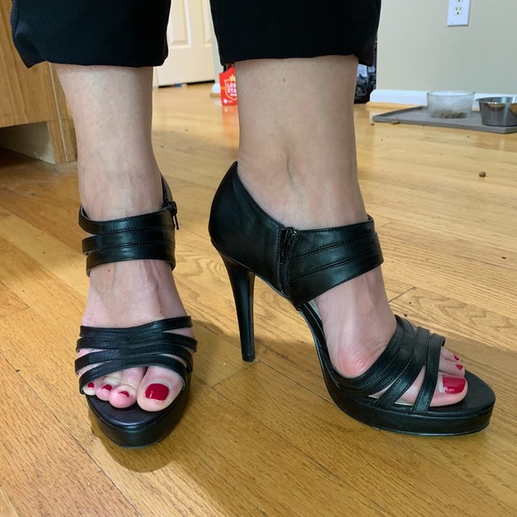 Diba Strappy Stilettos- Size 12M - Picture 5 of 5